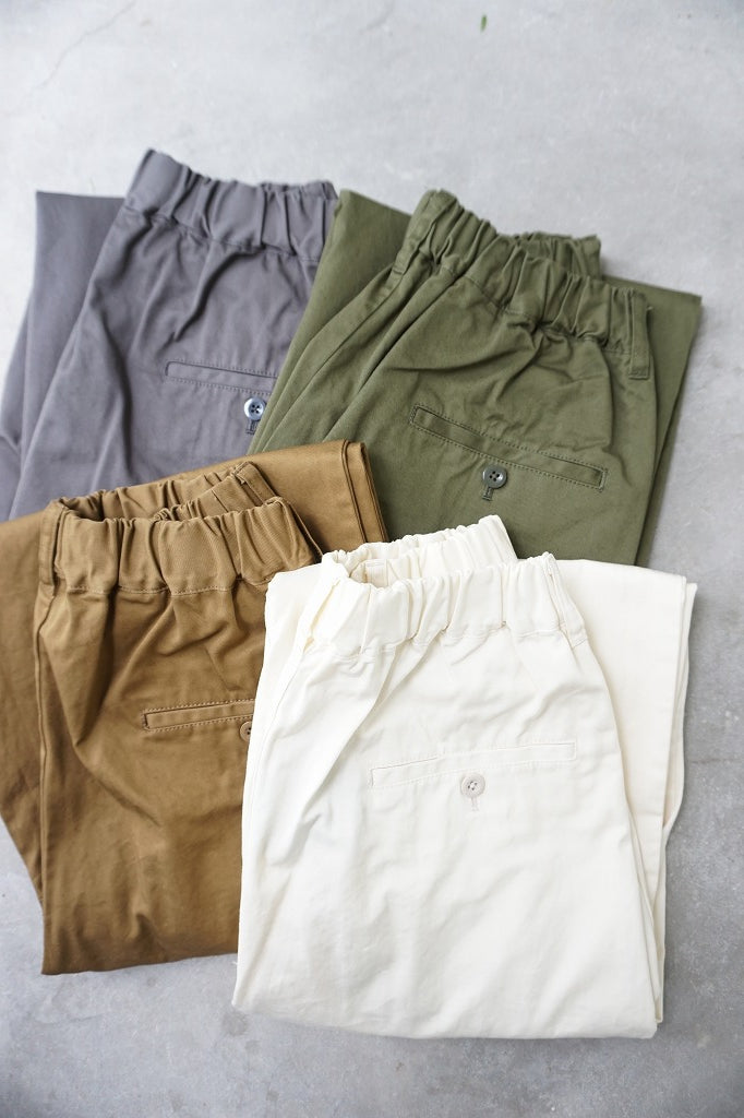 再入荷　TRAVAIL MANUEL(トラバイユマニュアル) コンパクトチノ　2タックワイドPTS