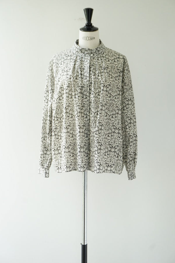 utilite(ユティリテ)　LIBERTY Print　スタンドカラーシャツ