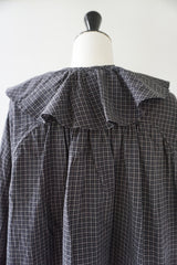 ROBE de PEAU（ローブデポー）2Way Frill Collar Blouse