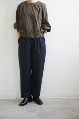 maison de soil(メゾンドソイル)　WORSTED SERGE 2TUCK TAPERD EASY PANTS