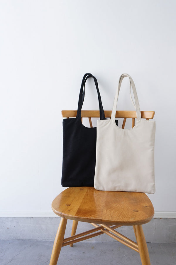 a'nuke(アンヌーク) Ecoleather Tote Bag