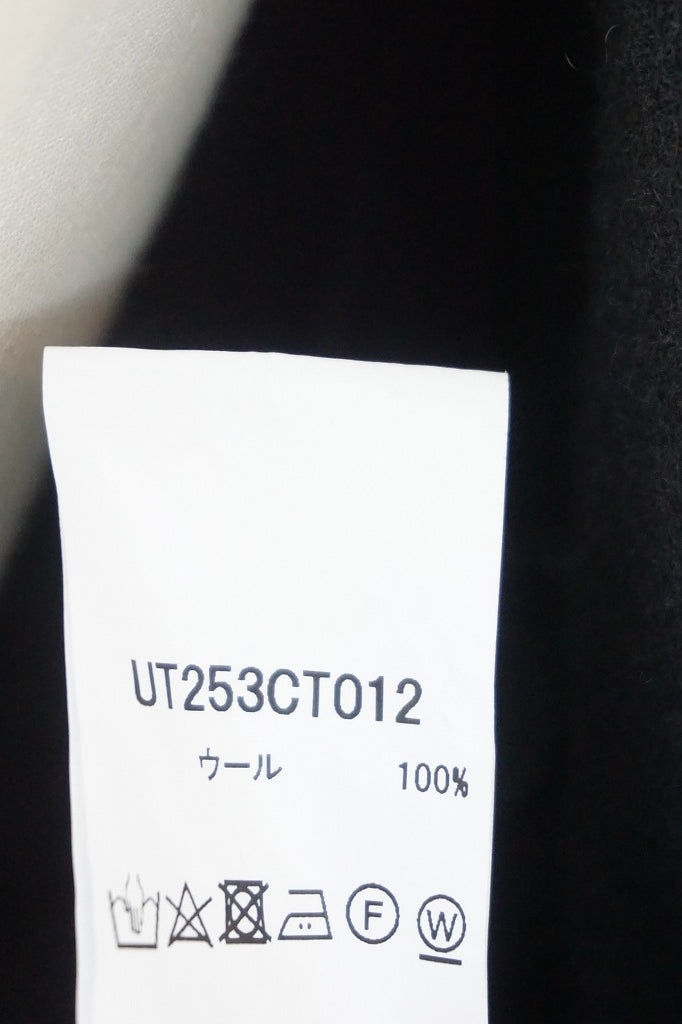 UNIVERSAL TISSU(ユニヴァーサルティシュ)ウール圧縮　カーディガンジャケット