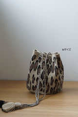 Wayuu Bags Japan(ワユーバッグスジャパン）ワユーバッグ　巾着タイプ　レオパード