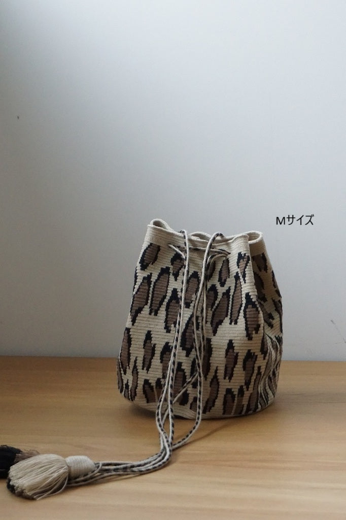 Wayuu Bags Japan(ワユーバッグスジャパン）ワユーバッグ　巾着タイプ　レオパード