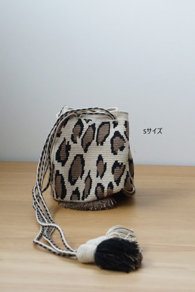 Wayuu Bags Japan(ワユーバッグスジャパン）ワユーバッグ　巾着タイプ　レオパード